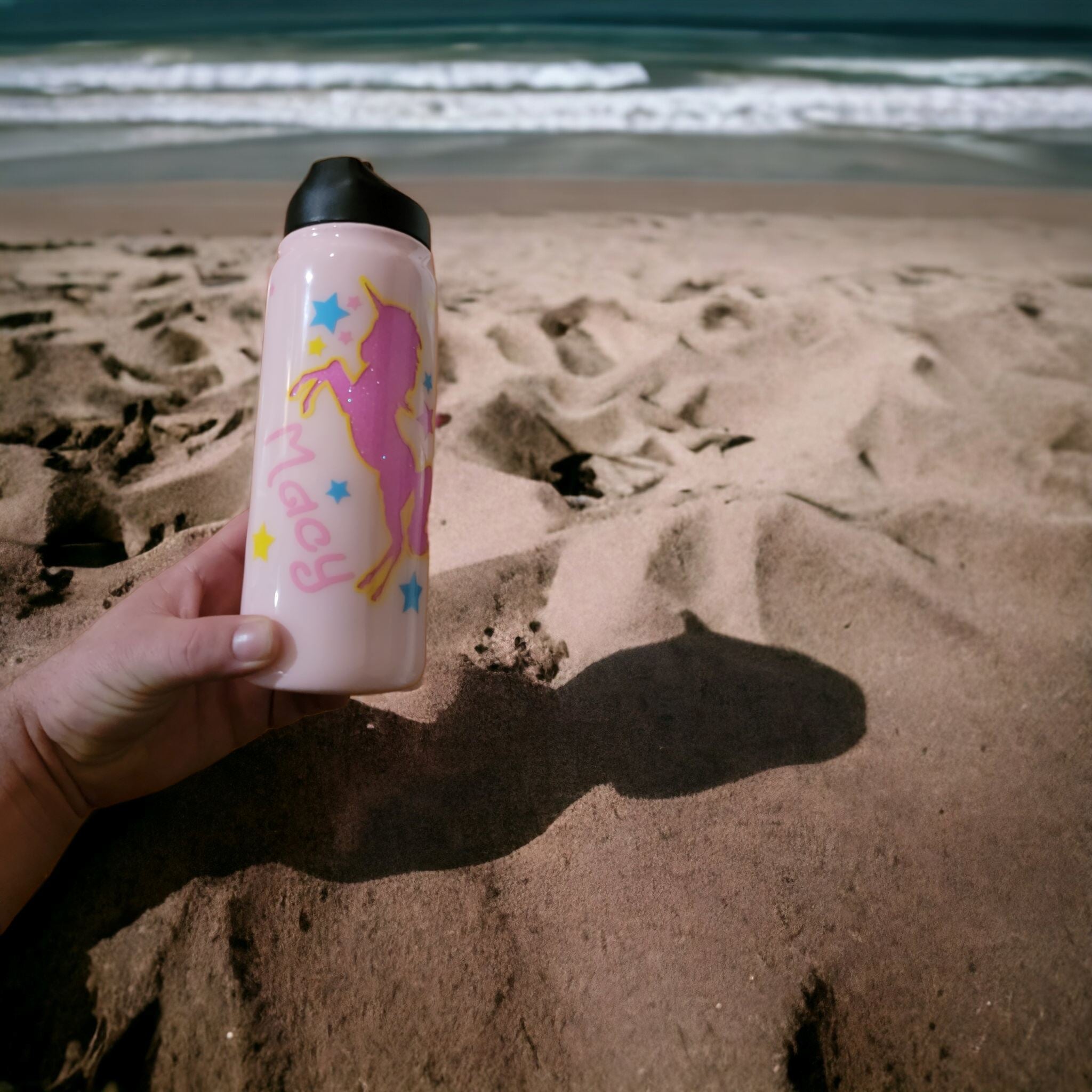 18oz hydro sports bottle [great for back to school] Gravesfamilycreations