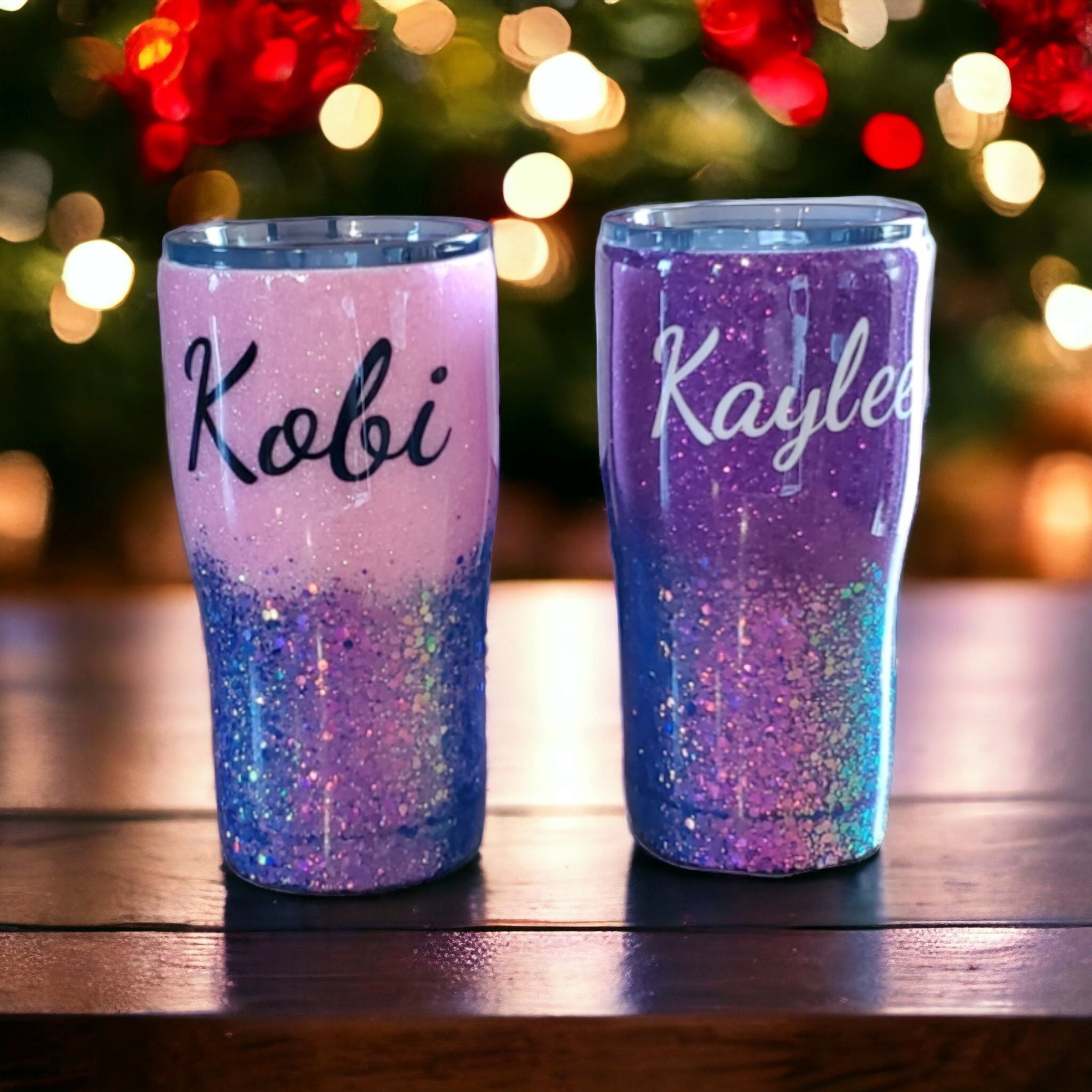 Custom glitter tumblers perfect for gifting. Tumblers Gravesfamilycreations