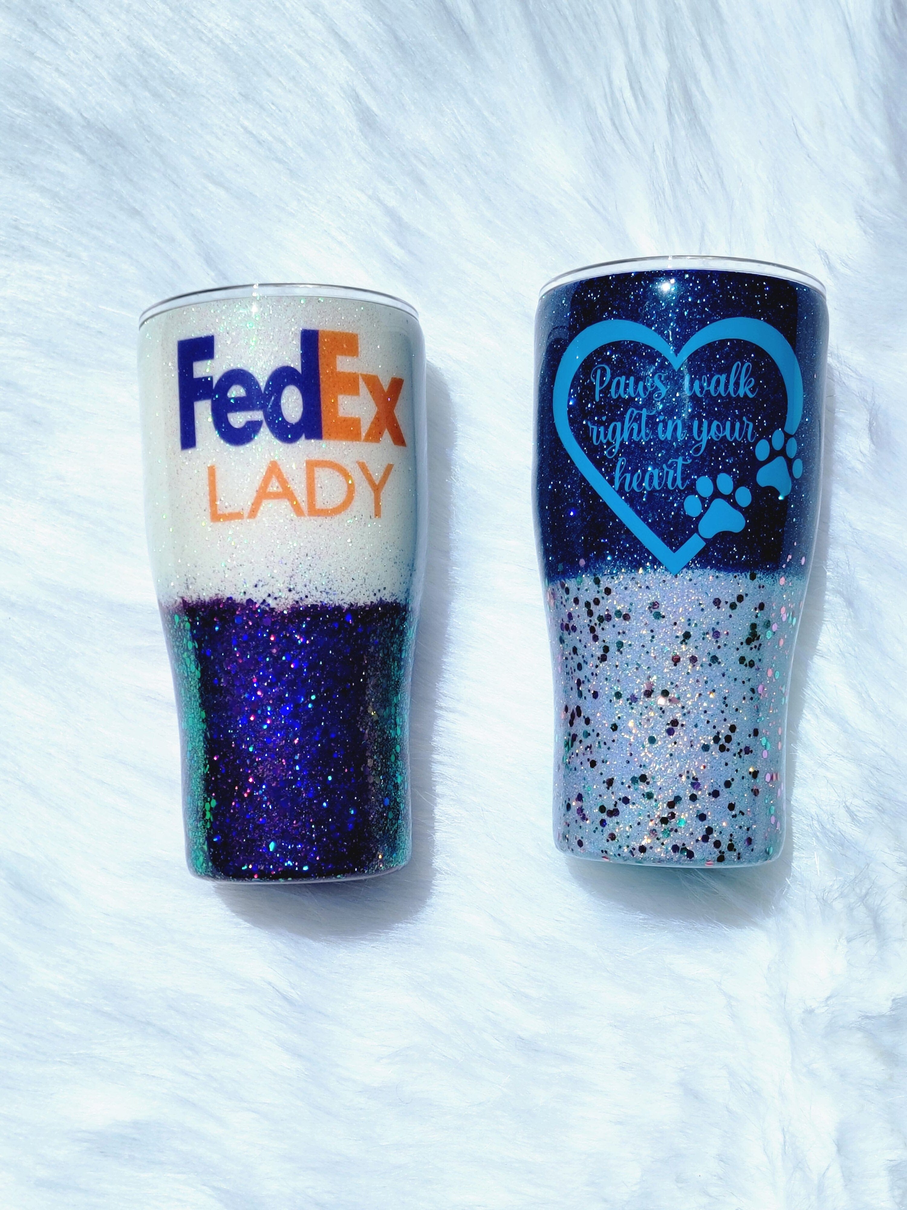 https://gravesfamilycreations.com/cdn/shop/products/custom-glitter-tumblers-tumblers-gravesfamilycreations-351747.jpg?v=1696427045