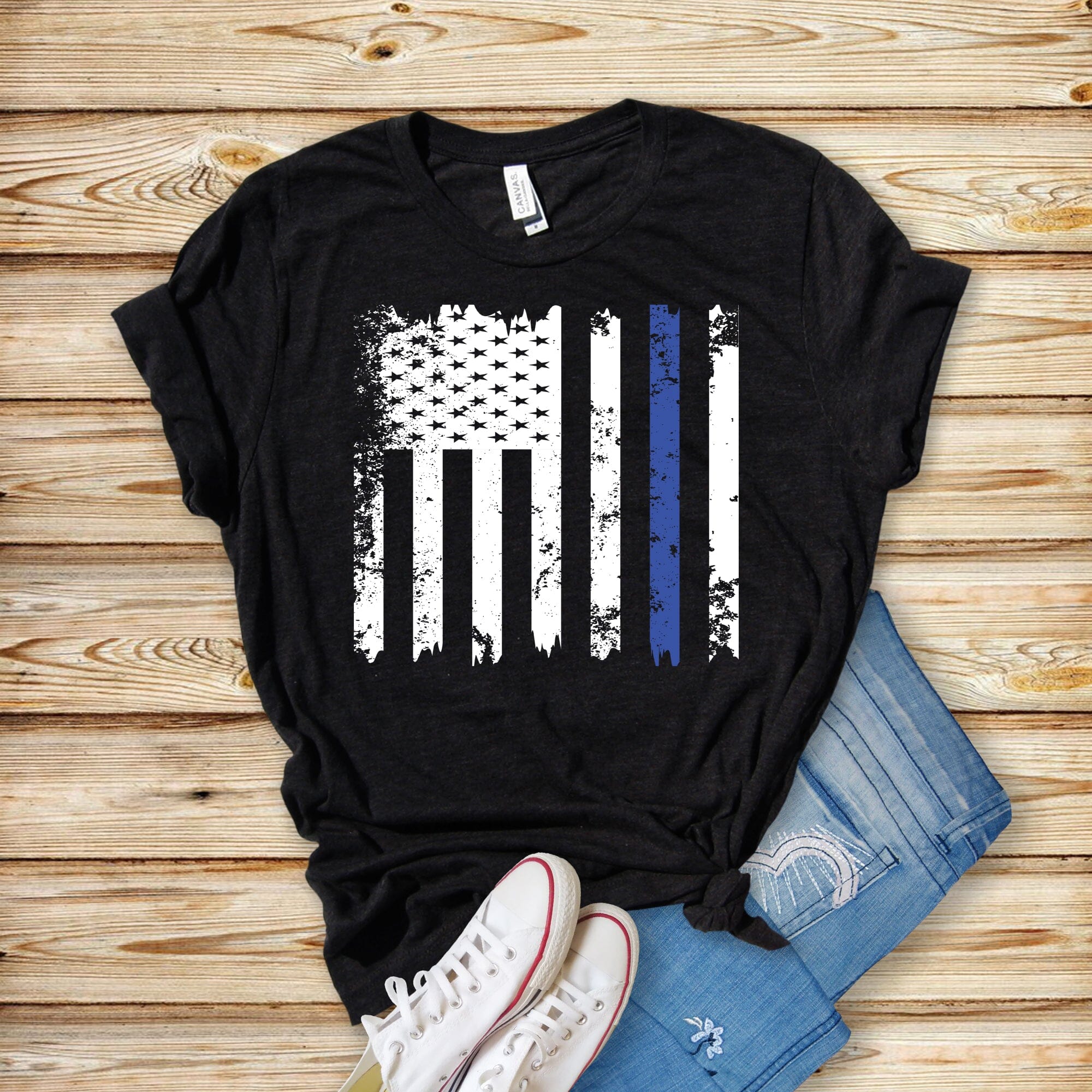 Thin blue line flag T-shirt Gravesfamilycreations